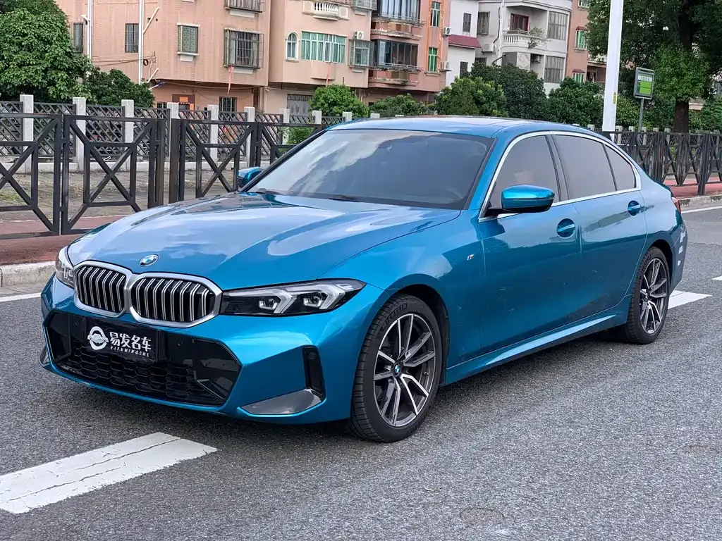 BMW 3 Series 2023 из CN, фото 2