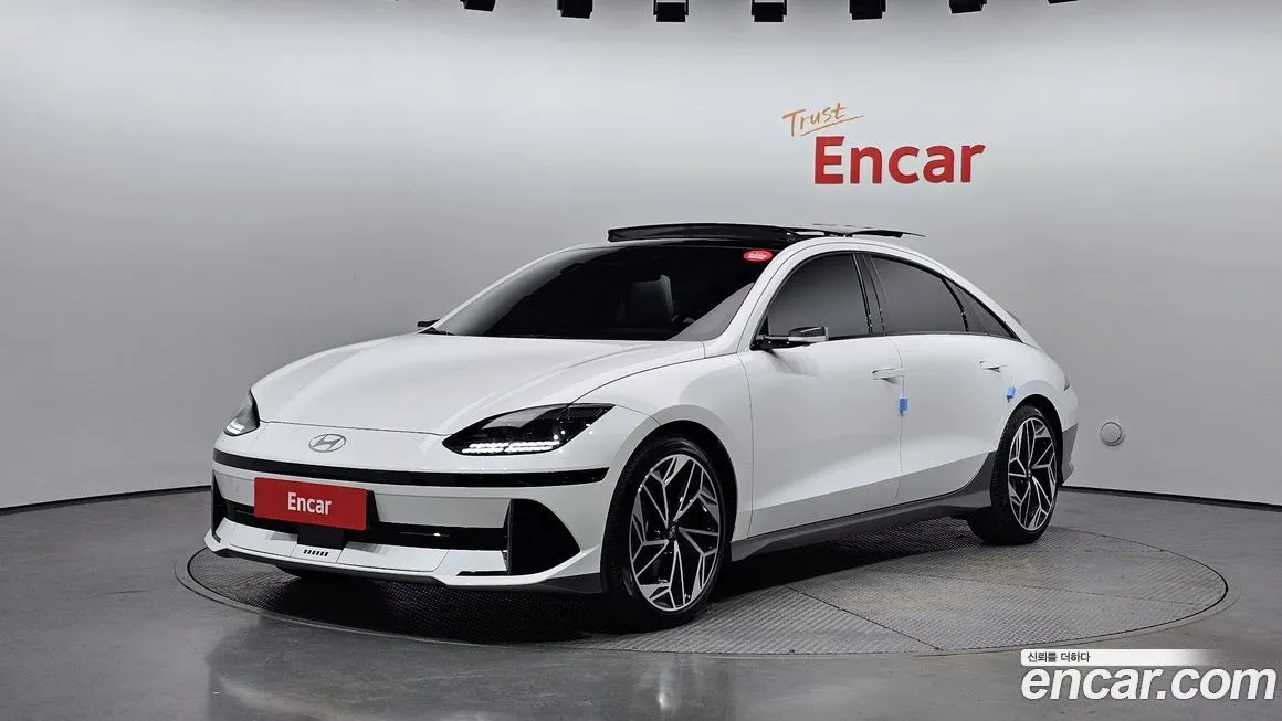 Hyundai Ioniq6 — фото 1