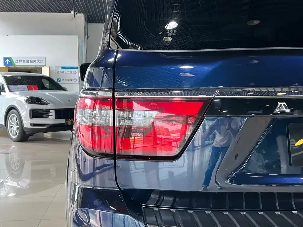 Nissan Patrol 2022 из CN, фото 9