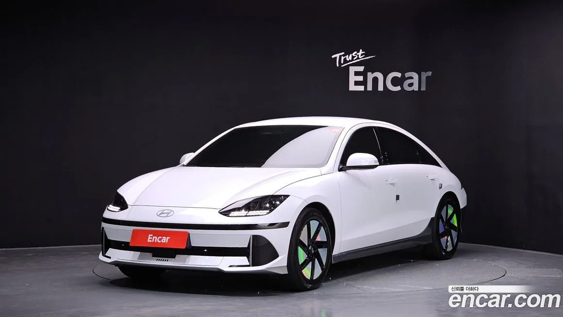 Hyundai Ioniq6 — фото 1
