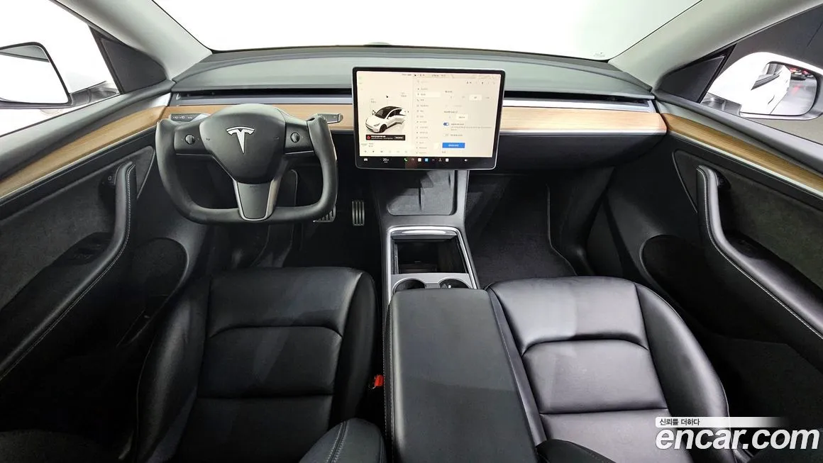 Tesla Model Y — фото 7