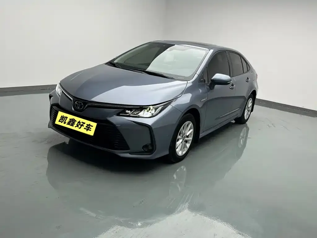 Toyota Corolla 2023 из CN, фото 1