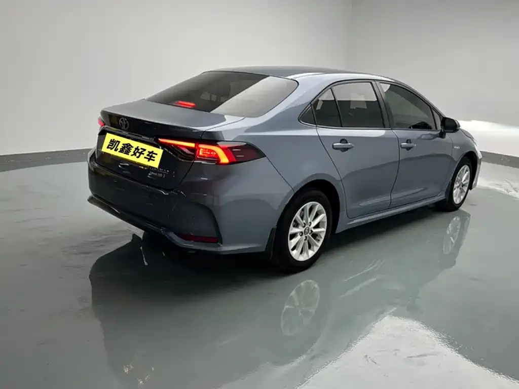 Toyota Corolla 2023 из CN, фото 4