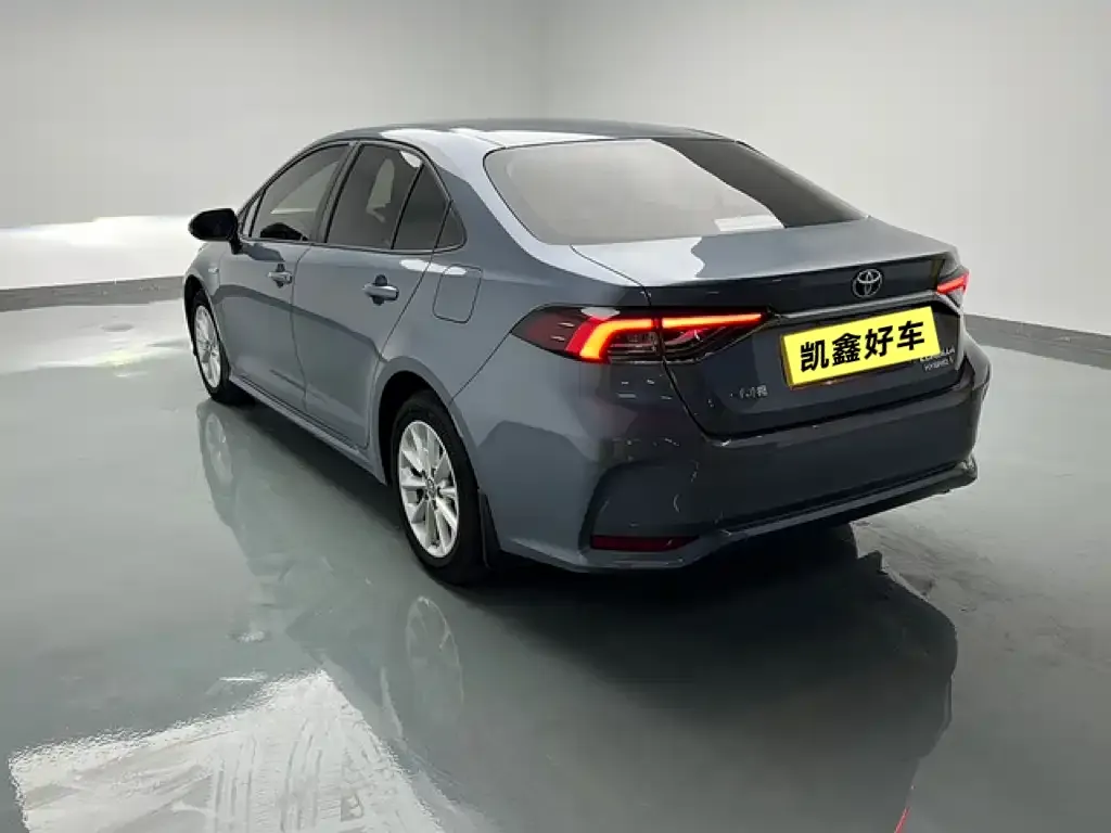 Toyota Corolla 2023 из CN, фото 5