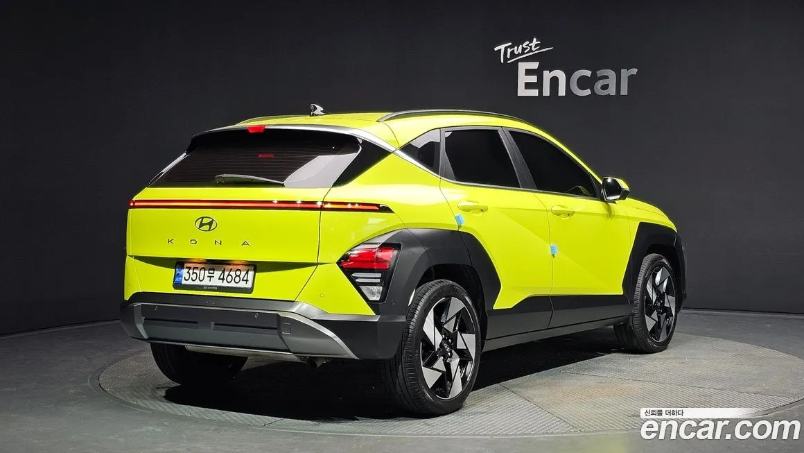 Hyundai Kona — фото 2