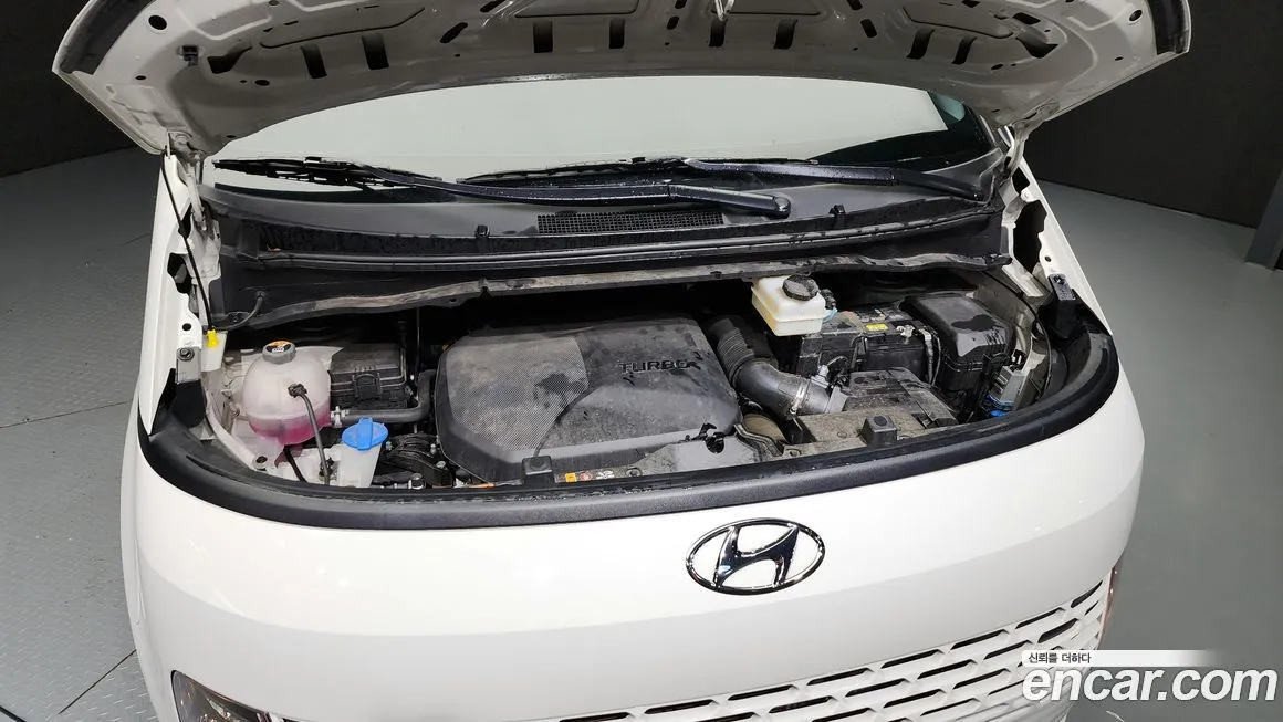 Hyundai Staria — фото 6