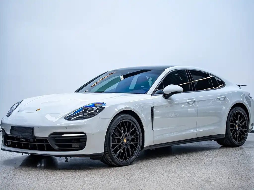 Porsche Panamera 2023 из CN, фото 1