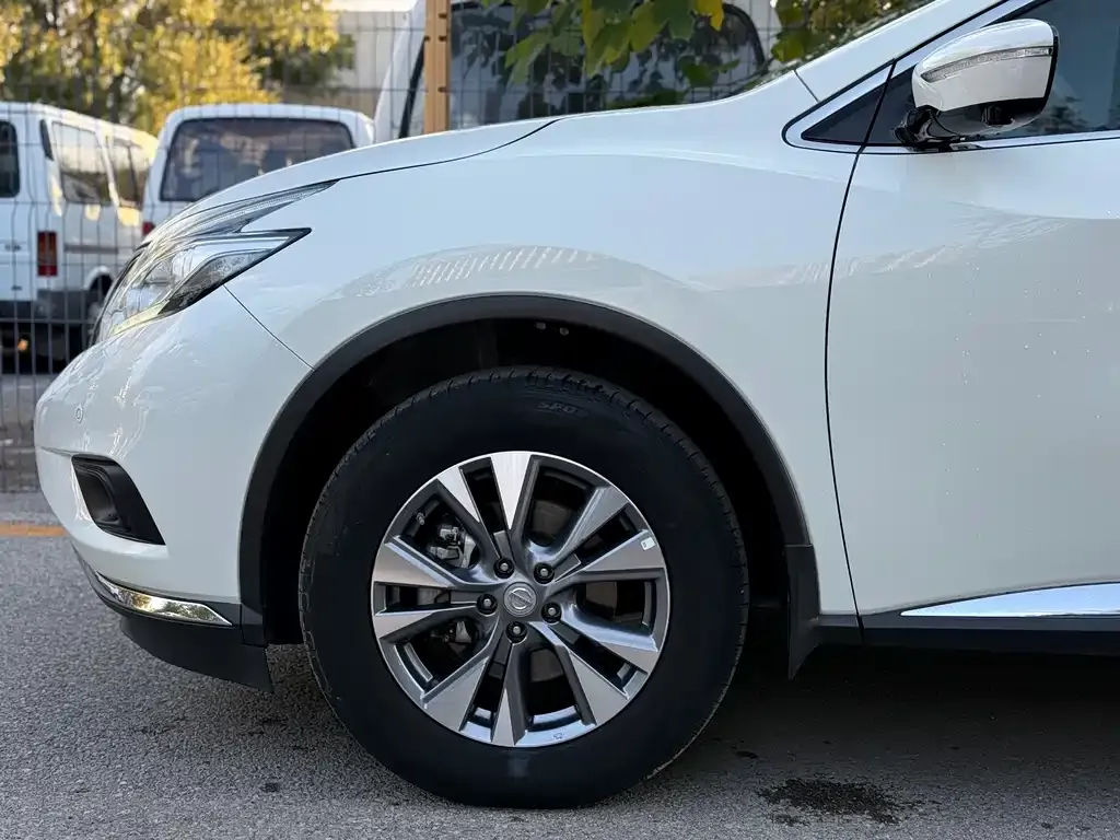 Nissan Murano — фото 7