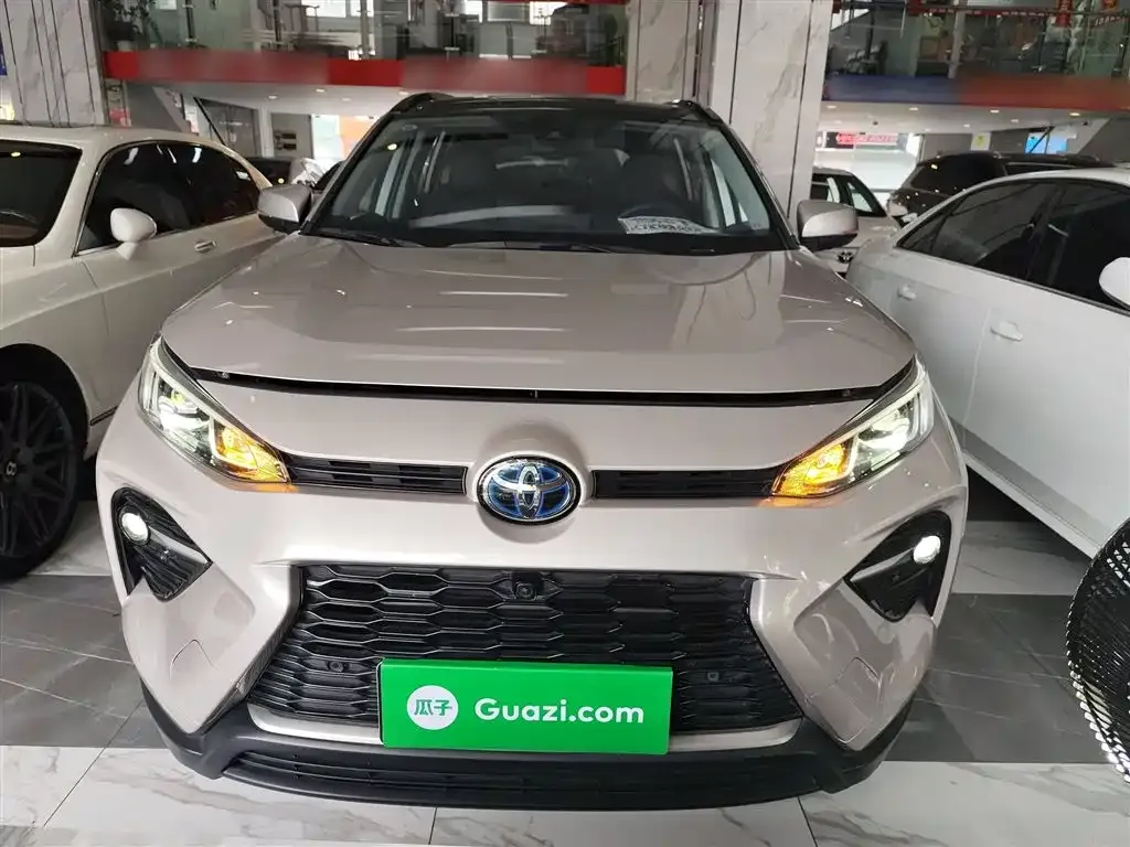 Toyota Wildlander 2023 из CN, фото 3