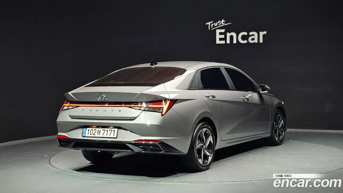 Hyundai AVANTE — фото 2