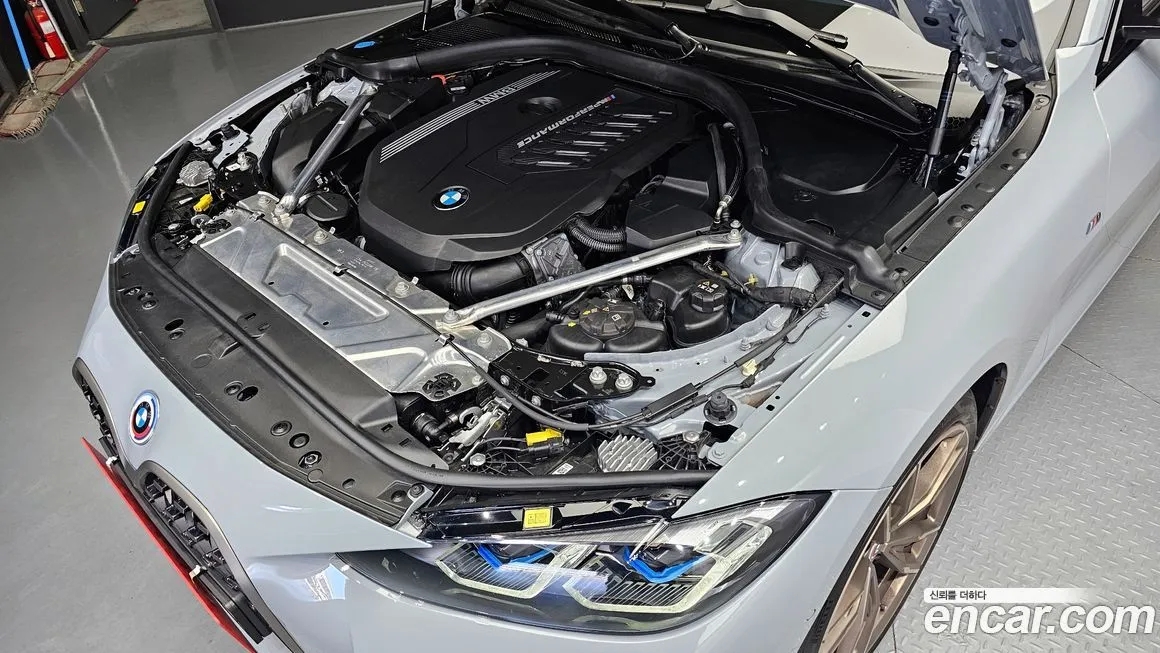 BMW 4-Series 2024 из KR, фото 6