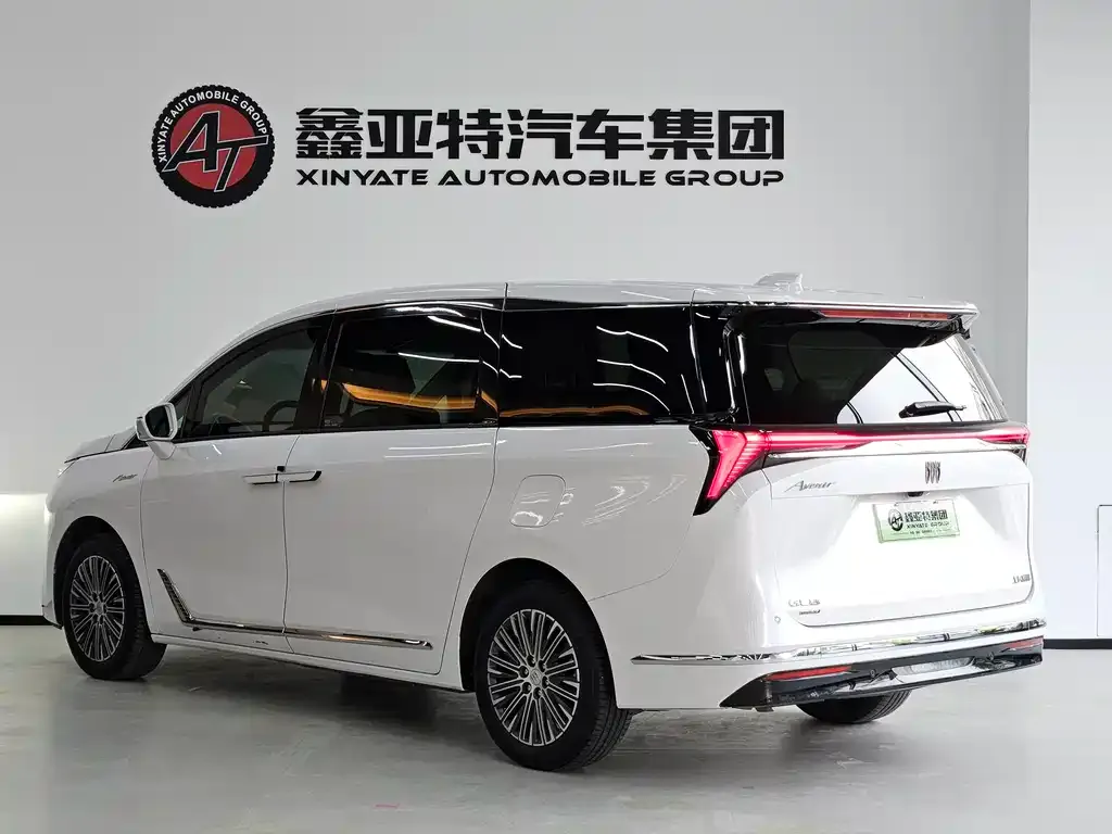 Buick GL8 Hybrid 2024 из CN, фото 3