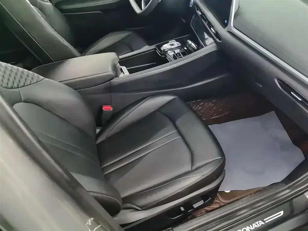 Hyundai Sonata 2022 из CN, фото 4