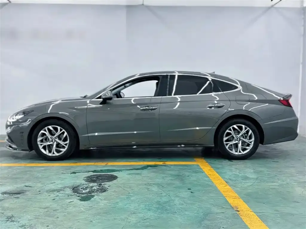 Hyundai Sonata 2022 из CN, фото 9