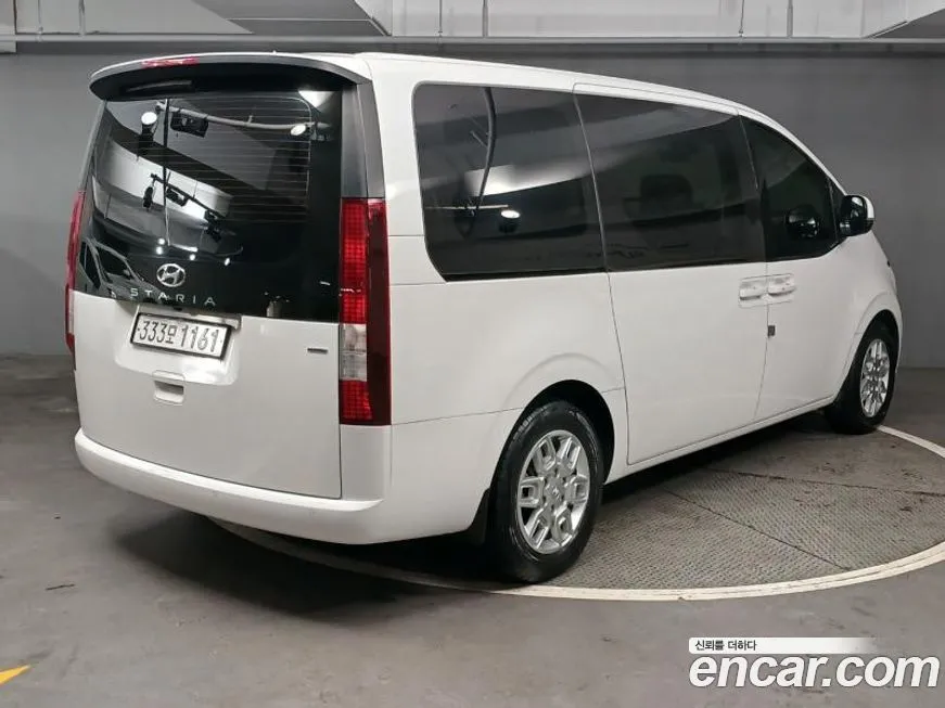 Hyundai Staria — фото 4
