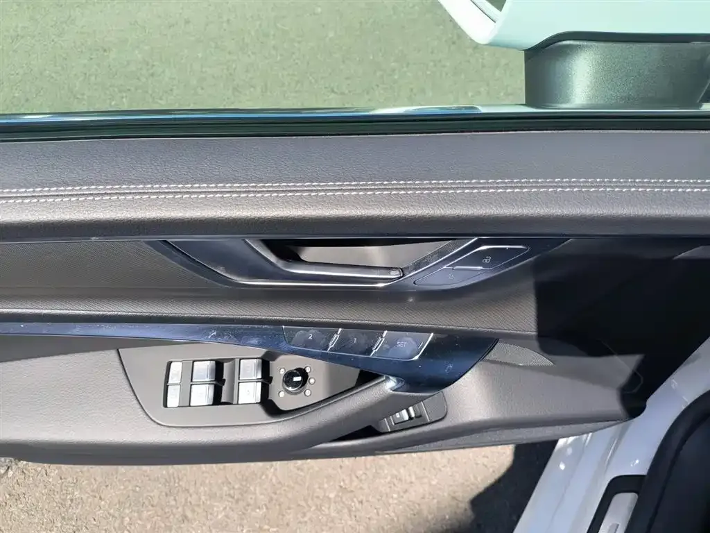 Audi A7 2024 из CN, фото 10