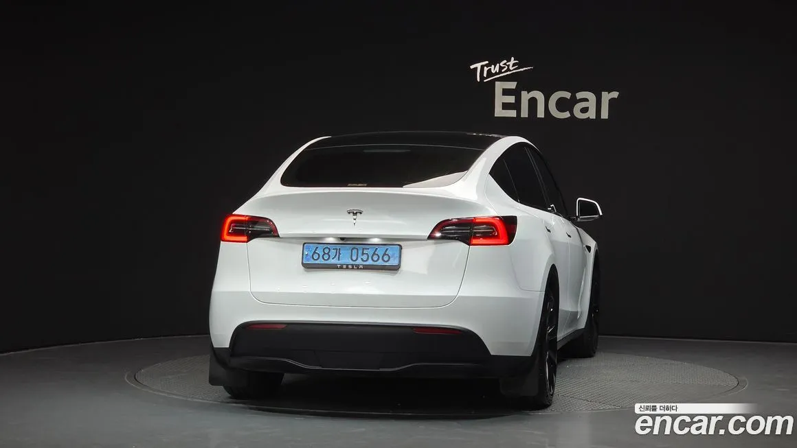 Tesla Model Y 2023 из KR, фото 4