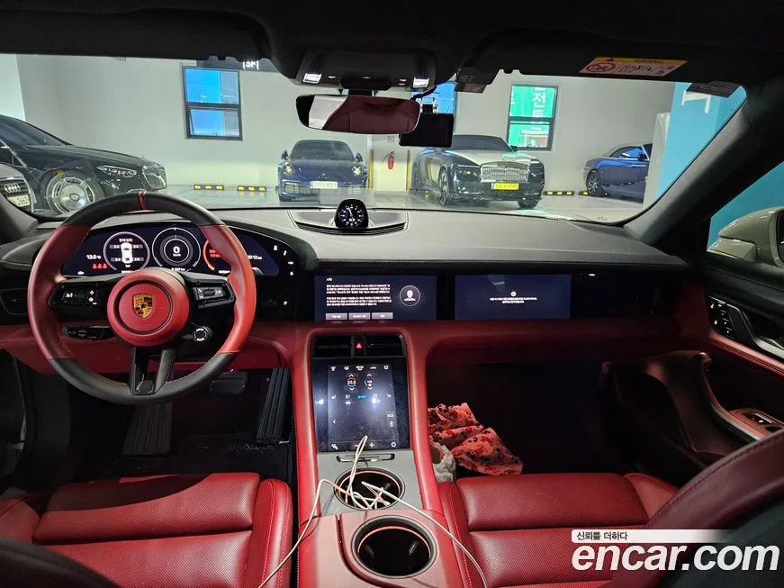 Porsche Taycan 2021 из KR, фото 10