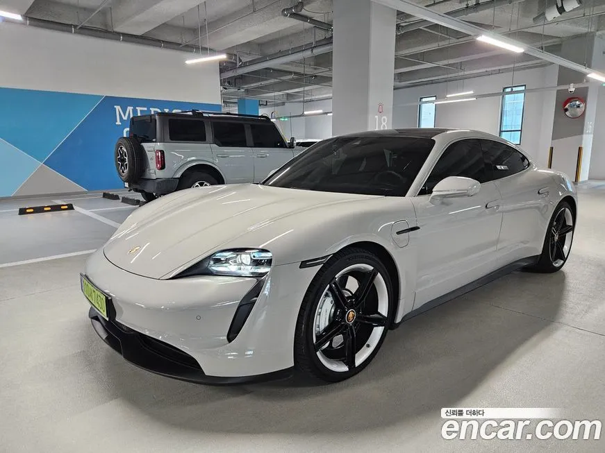 Porsche Taycan 2021 из KR, фото 2