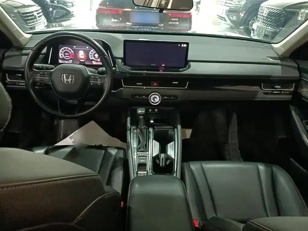 Honda Inspire — фото 10