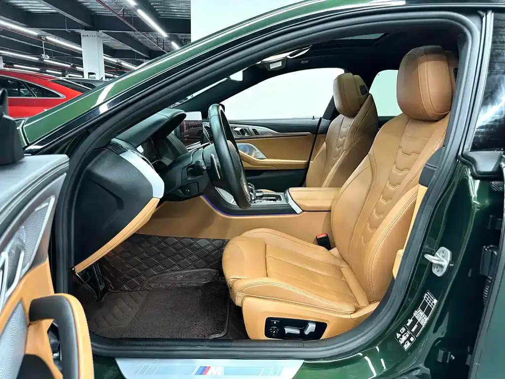BMW 8 Series 2024 из CN, фото 6