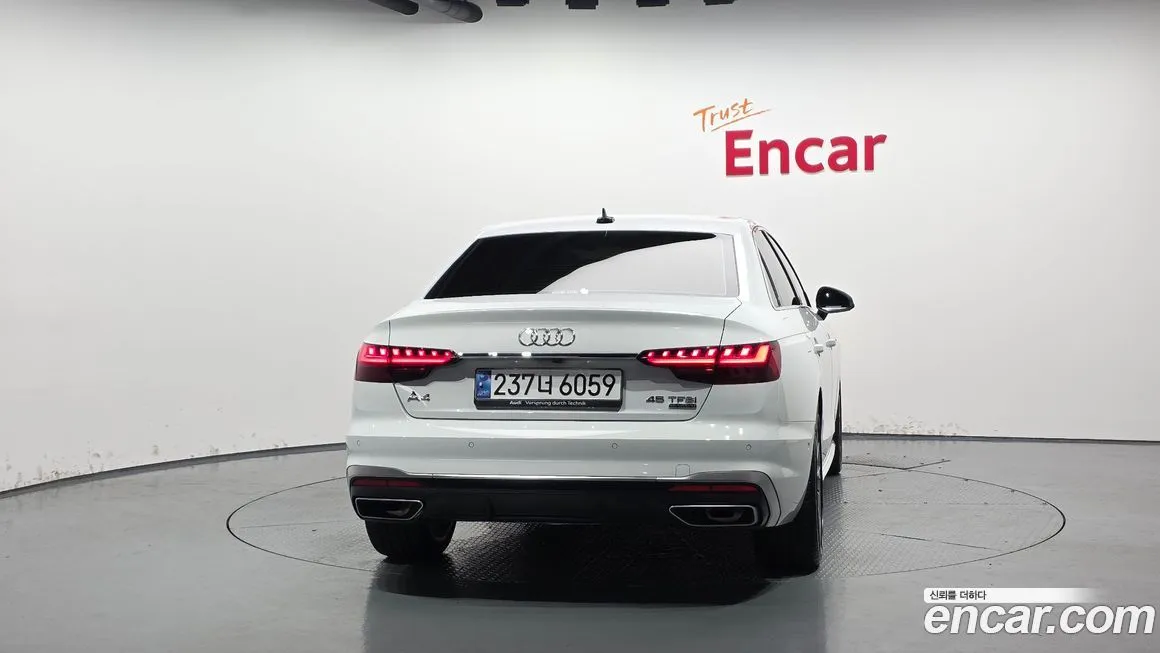 Audi A4 2023 из KR, фото 4