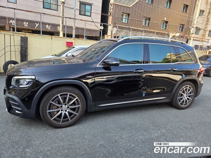 Mercedes-Benz GLB-Class — фото 1
