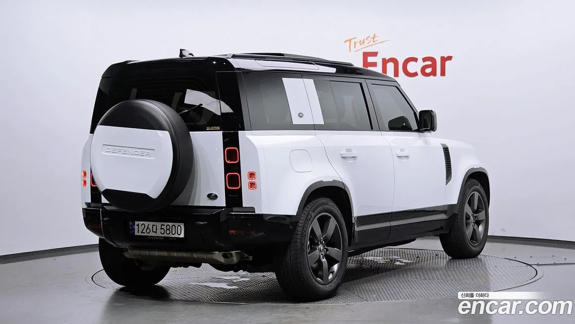 Land Rover Defender 2023 из KR, фото 2