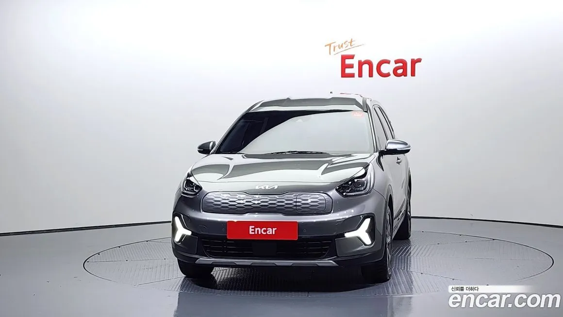 Kia Niro — фото 3