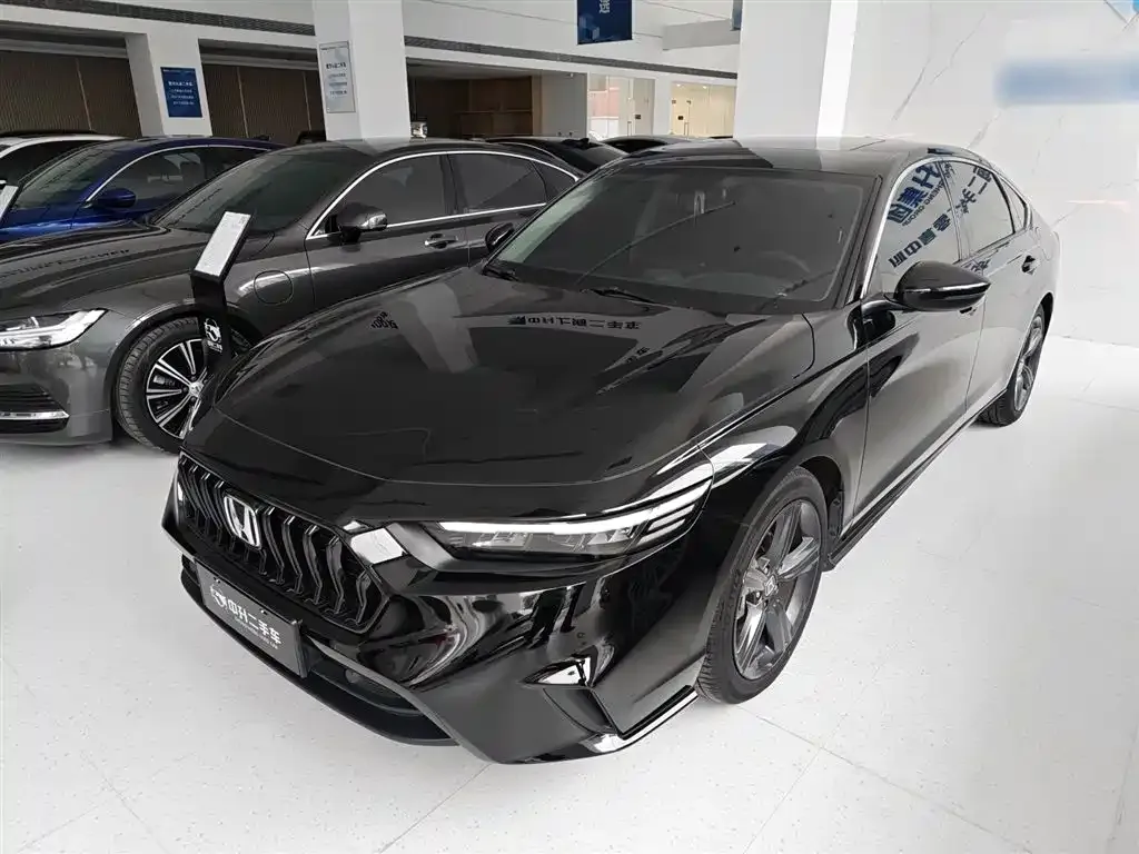 Honda Inspire 2023 из CN, фото 2