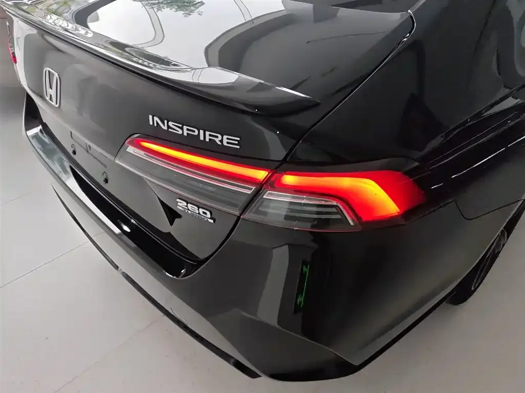 Honda Inspire 2023 из CN, фото 8