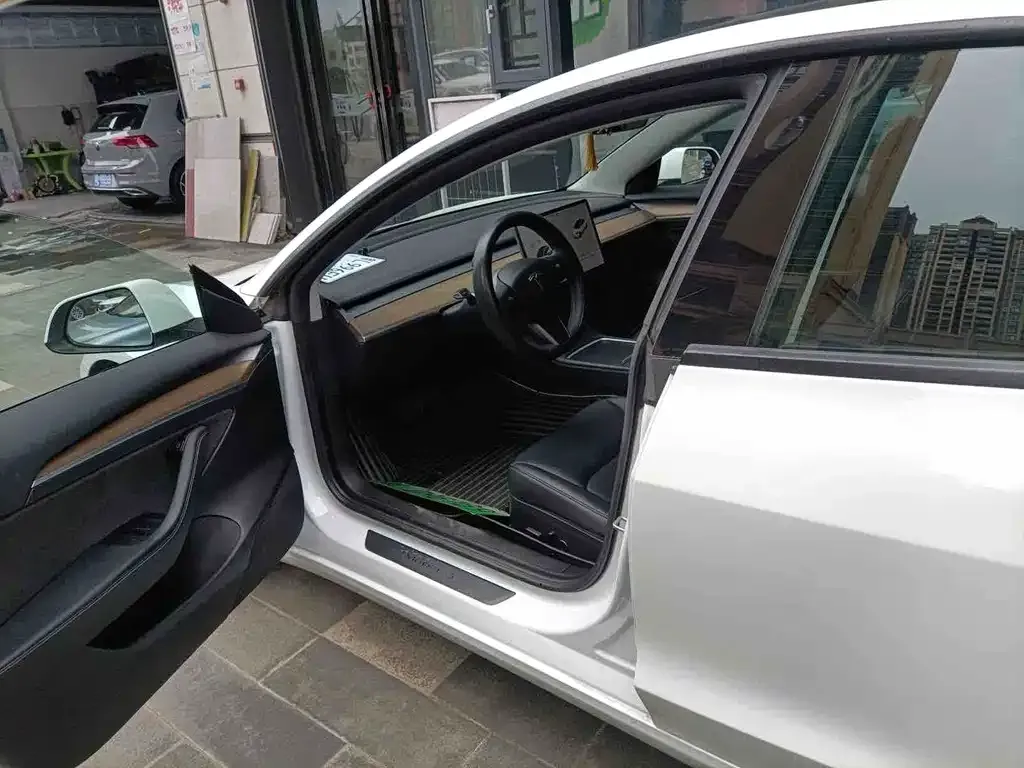 Tesla Model 3 2021 из CN, фото 6