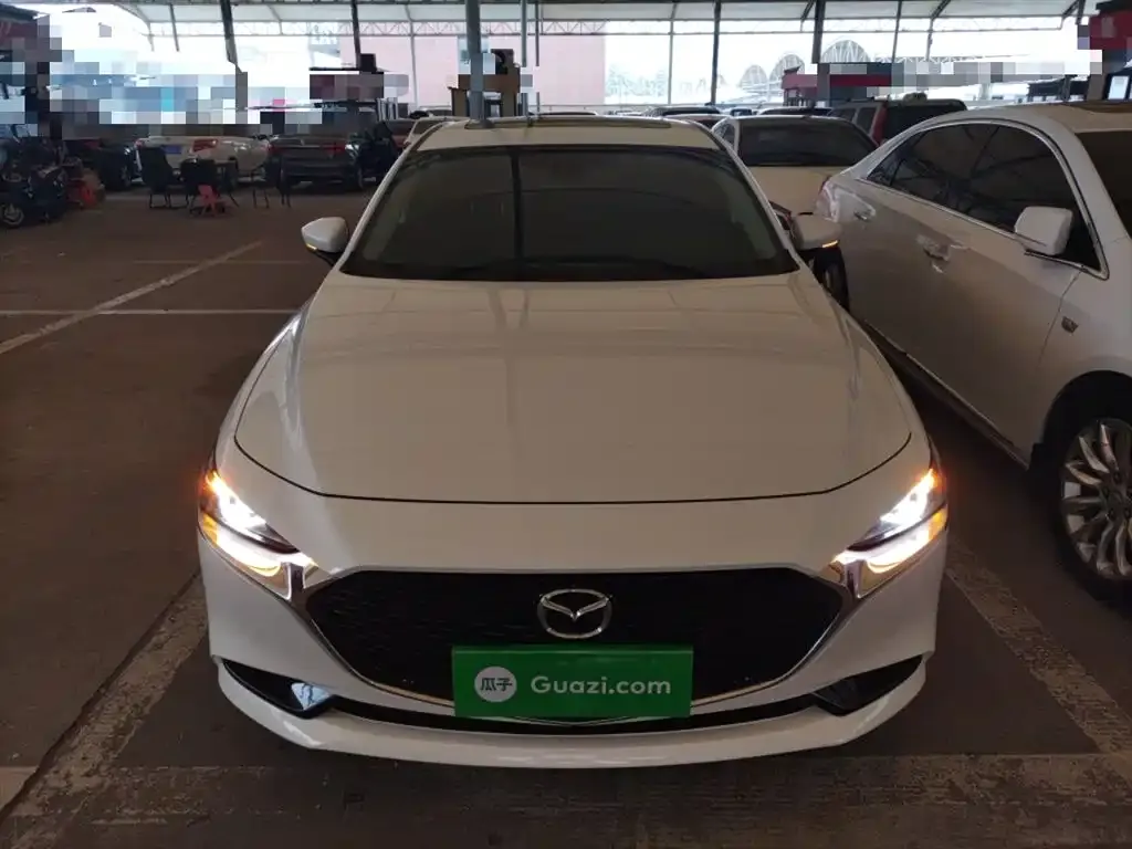 Mazda 3 Axela 2022 из CN, фото 3