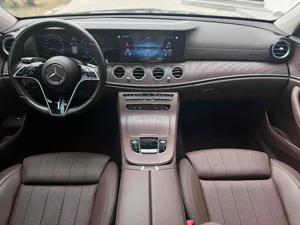 Mercedes-Benz E-Class 2022 из CN, фото 6