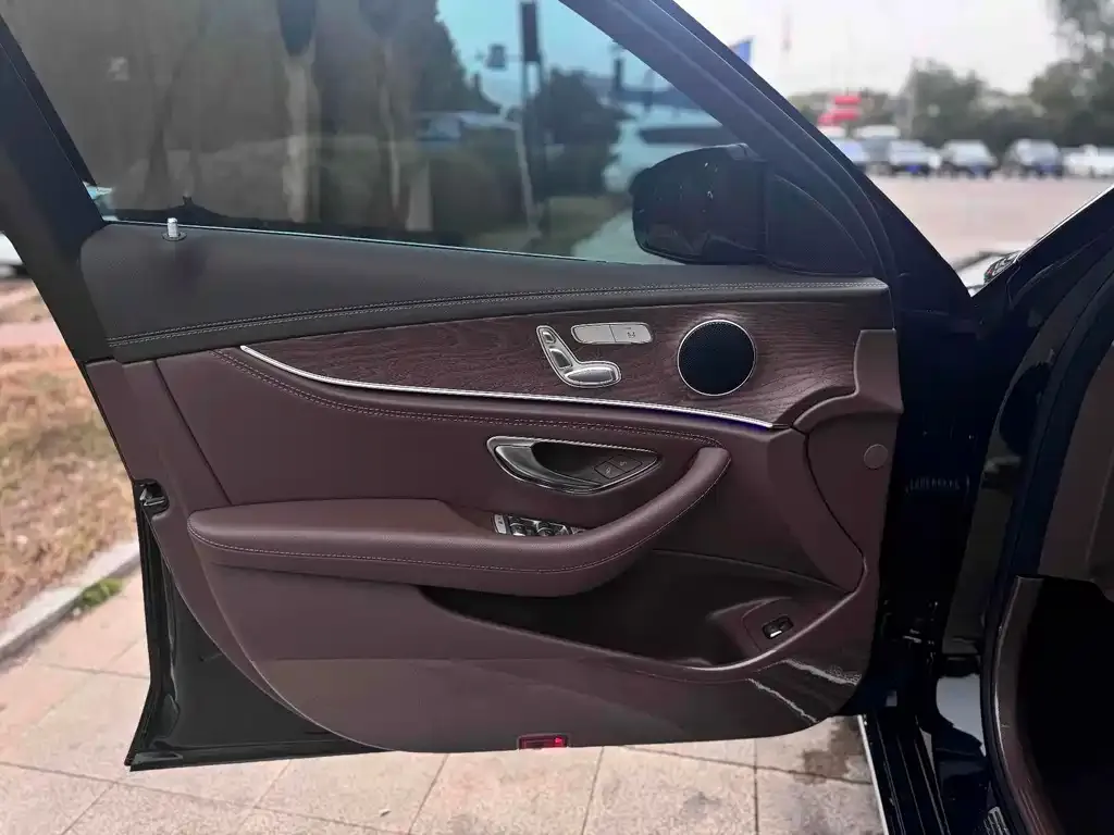Mercedes-Benz E-Class 2022 из CN, фото 7