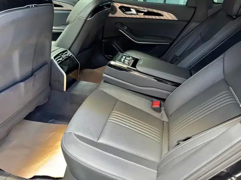 Hongqi H9 2022 из CN, фото 7