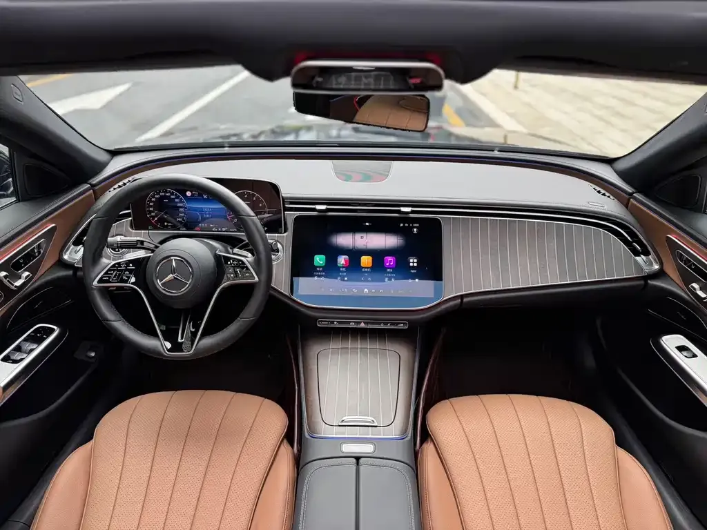 Mercedes-Benz E-Class 2024 из CN, фото 9