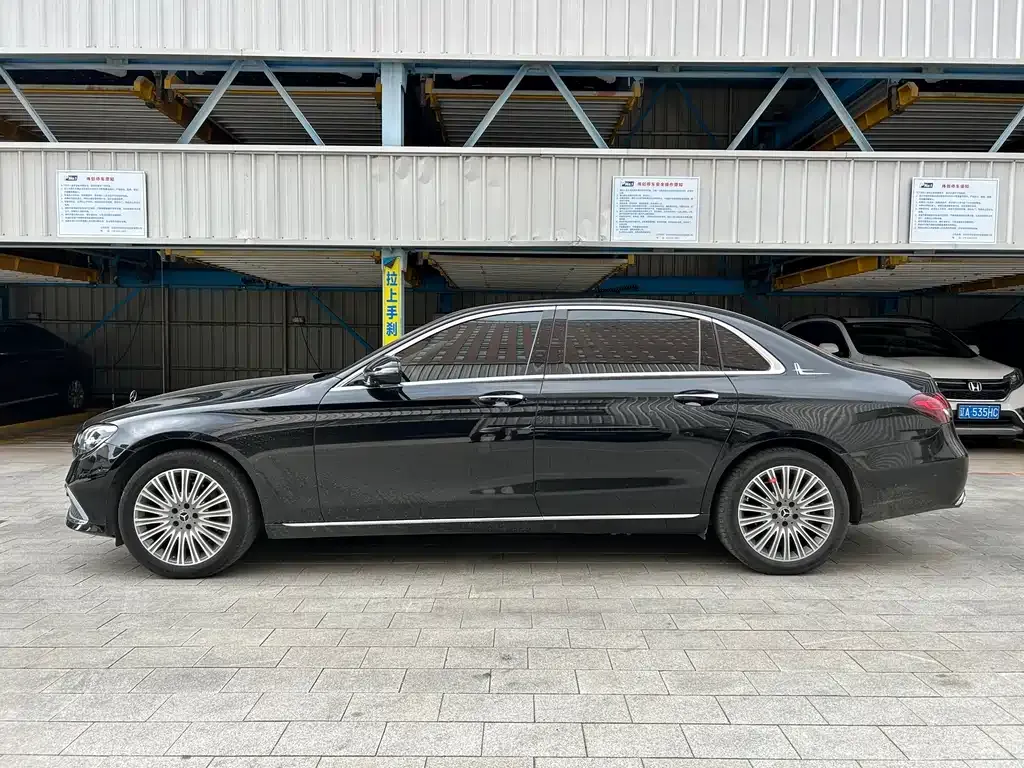Mercedes-Benz E-Class 2022 из CN, фото 3