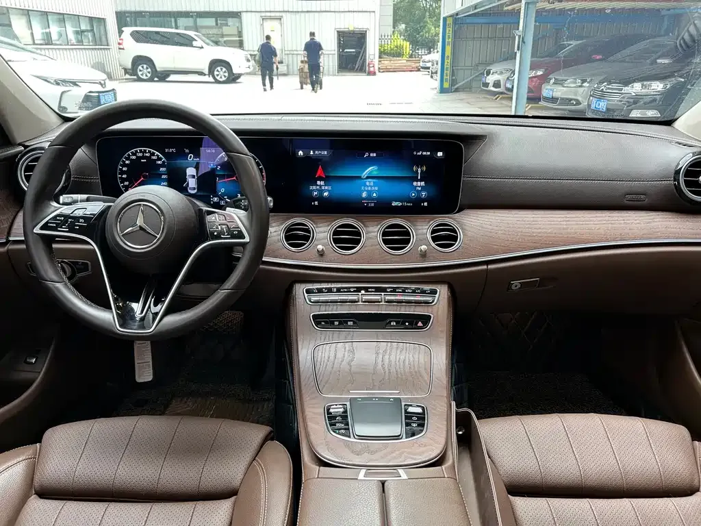 Mercedes-Benz E-Class 2022 из CN, фото 6