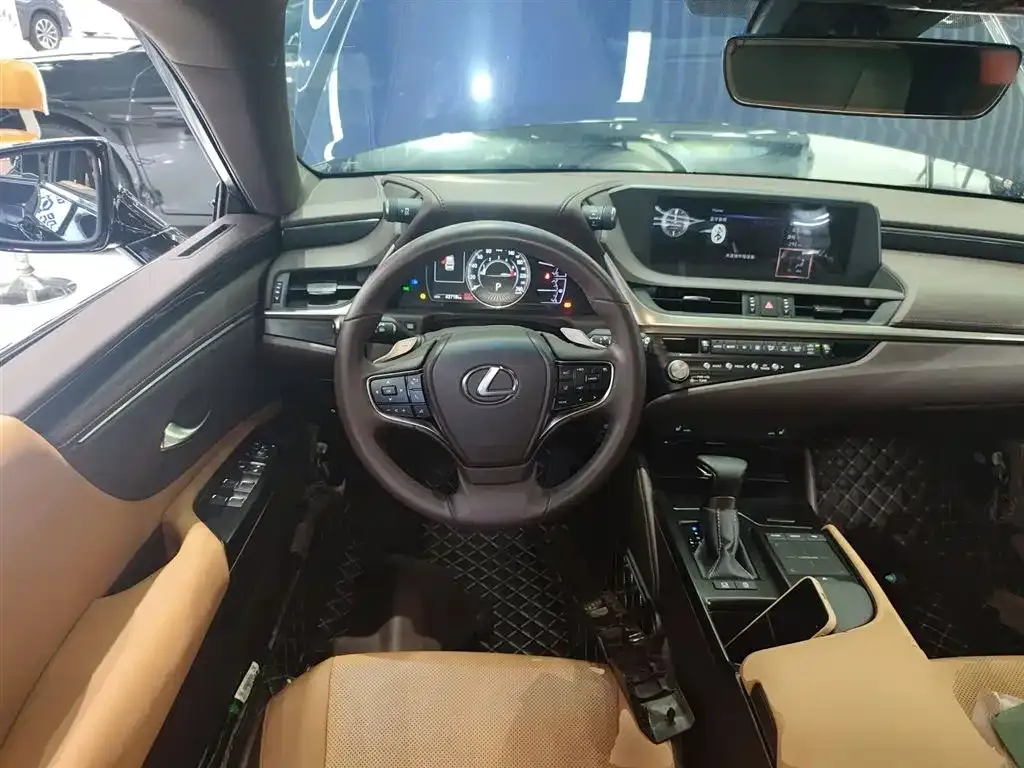 Lexus ES 2021 из CN, фото 3