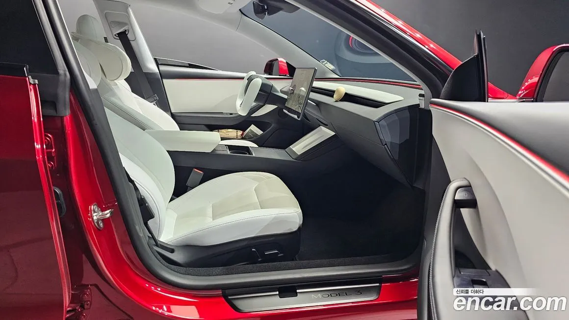 Tesla Model 3 2024 из KR, фото 10