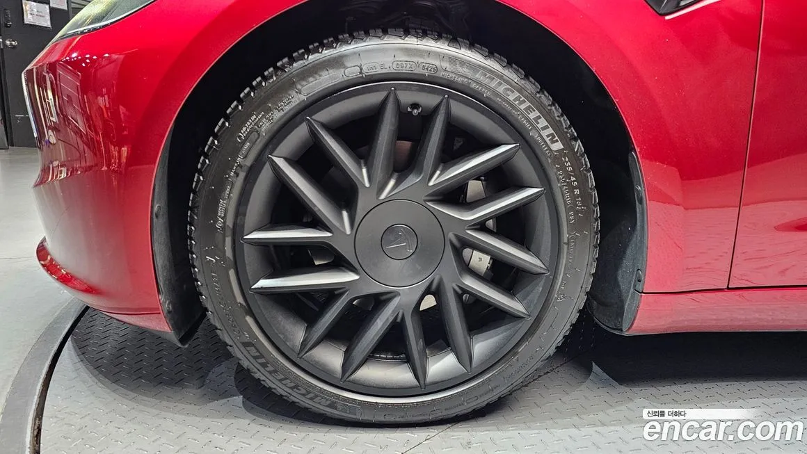Tesla Model 3 2024 из KR, фото 5