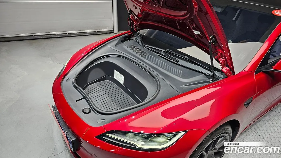 Tesla Model 3 2024 из KR, фото 6