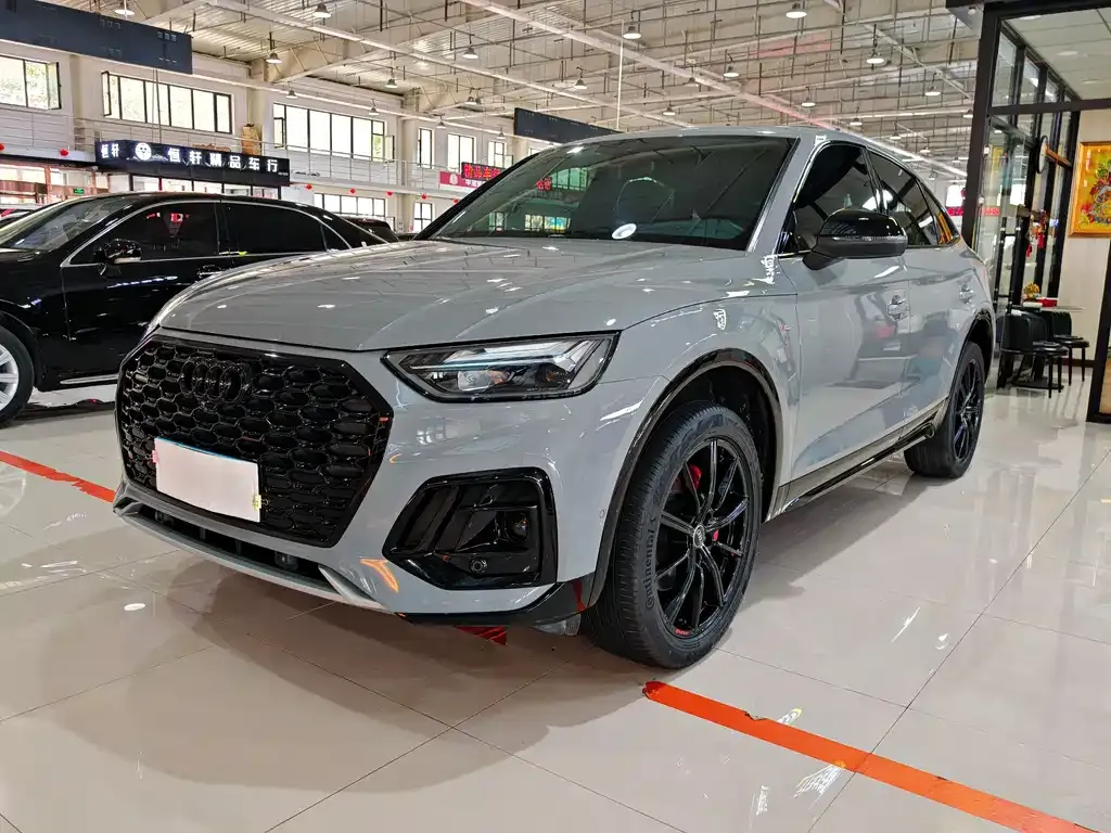 [object Object] Q5L Sportback 2023 из CN, фото 2
