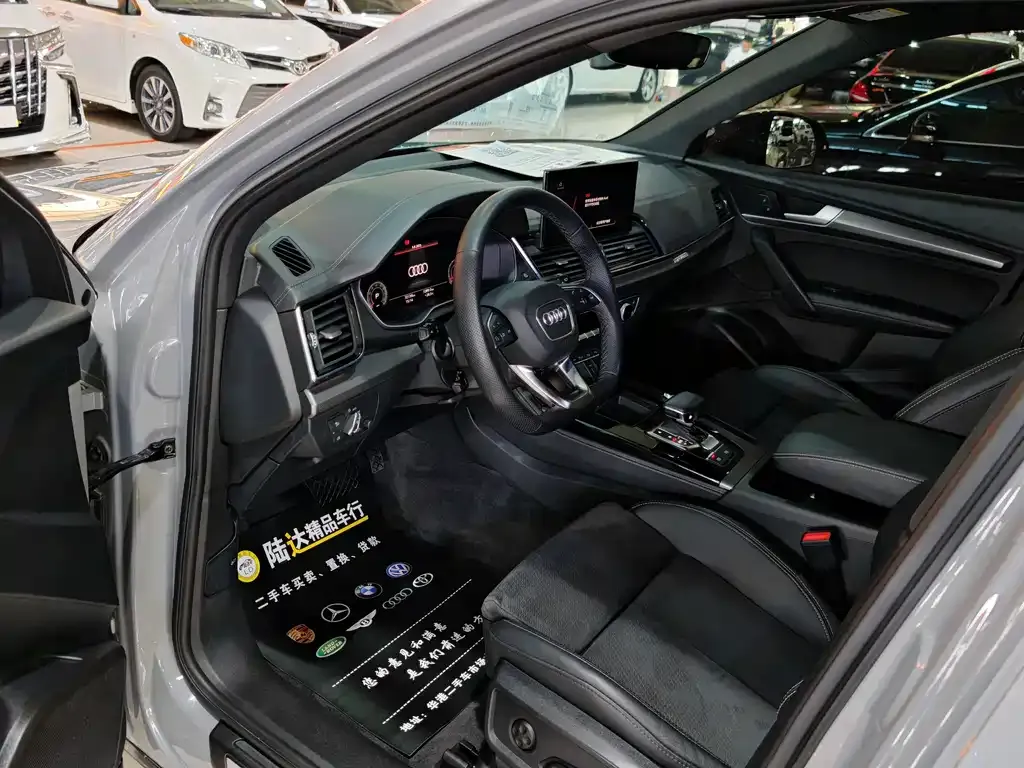 [object Object] Q5L Sportback 2023 из CN, фото 4