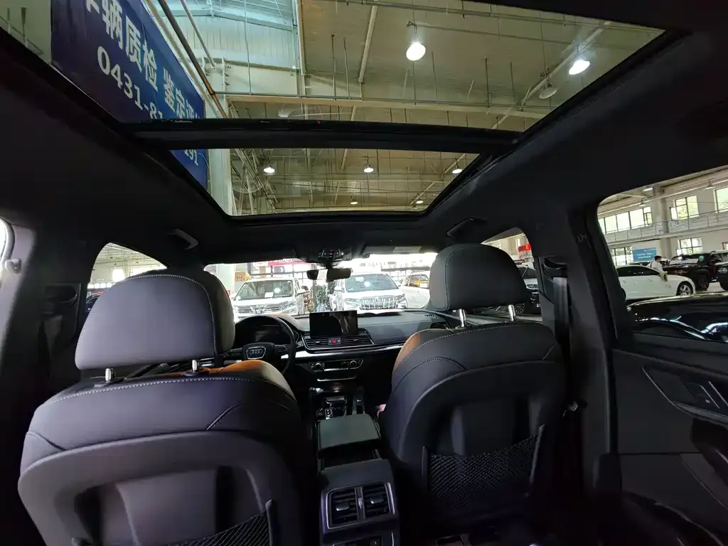 [object Object] Q5L Sportback 2023 из CN, фото 7