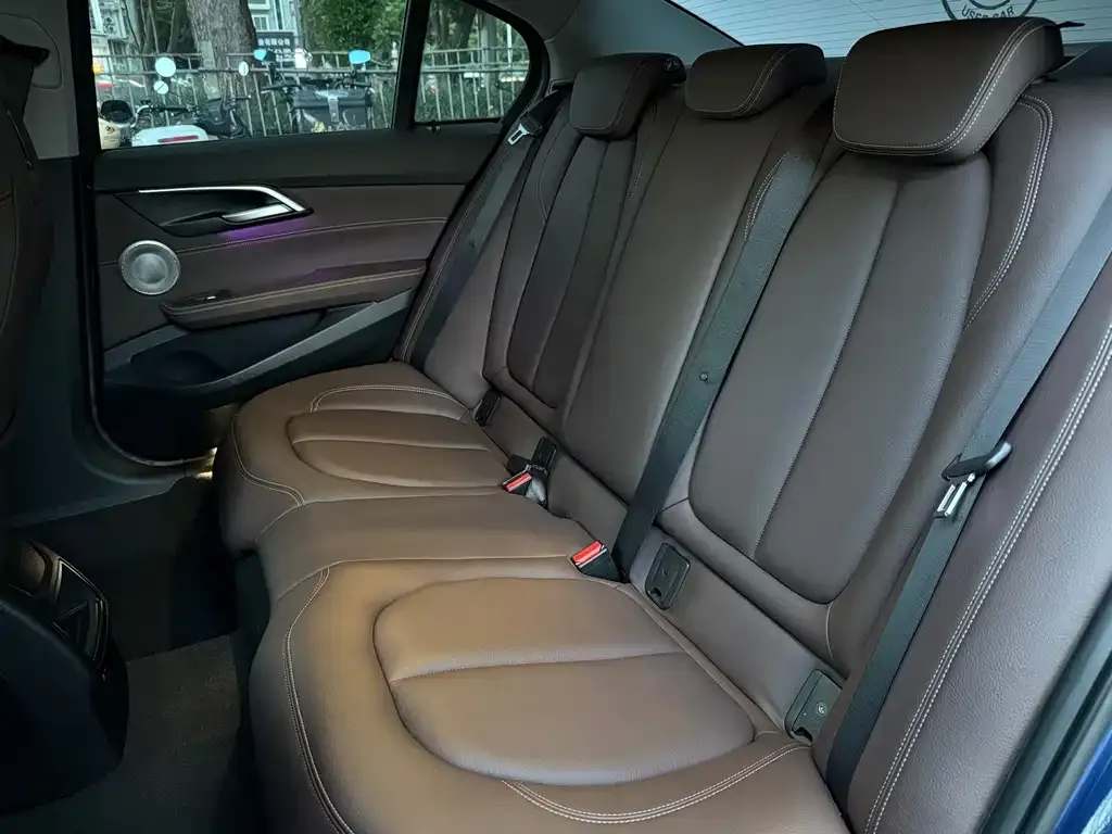 BMW 1 Series 2021 из CN, фото 10