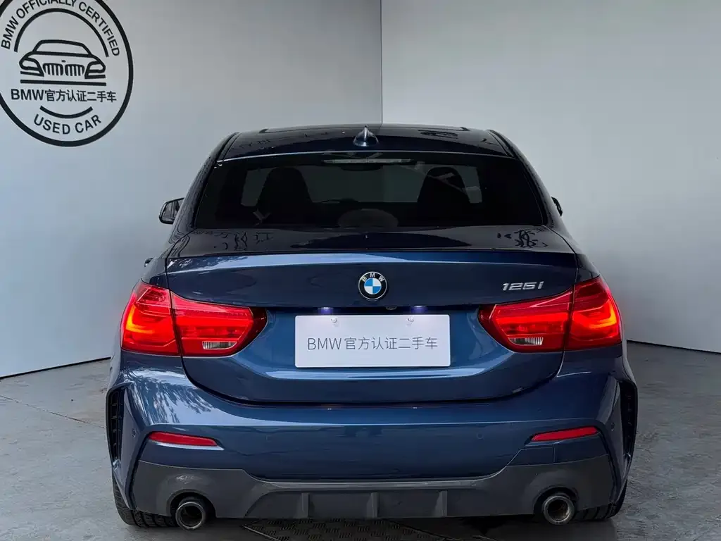 BMW 1 Series 2021 из CN, фото 3