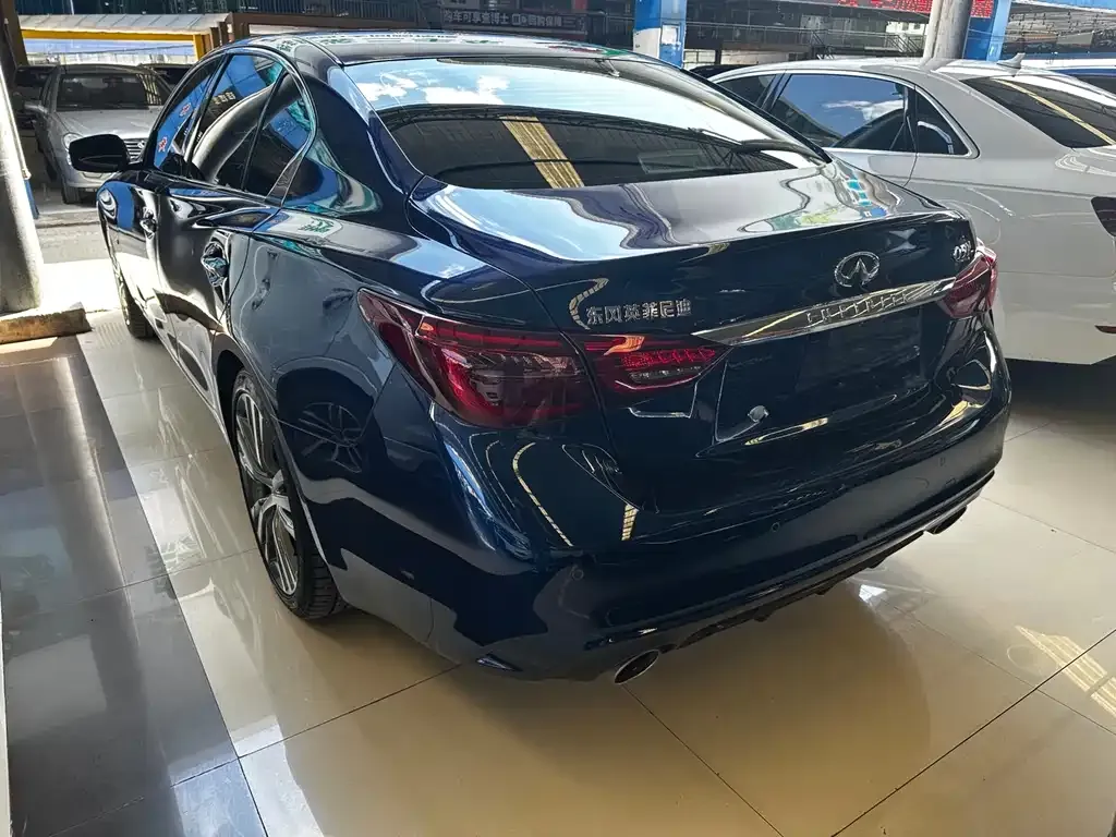 Infiniti Q50L 2023 из CN, фото 10