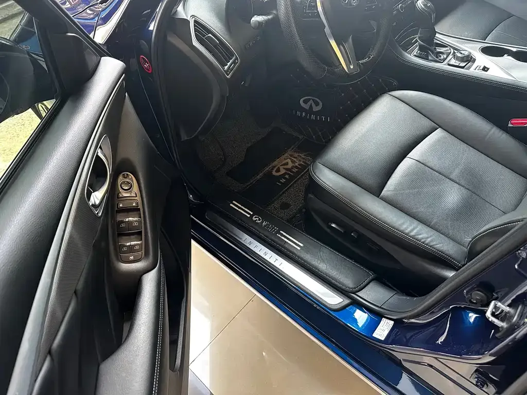 Infiniti Q50L 2023 из CN, фото 3